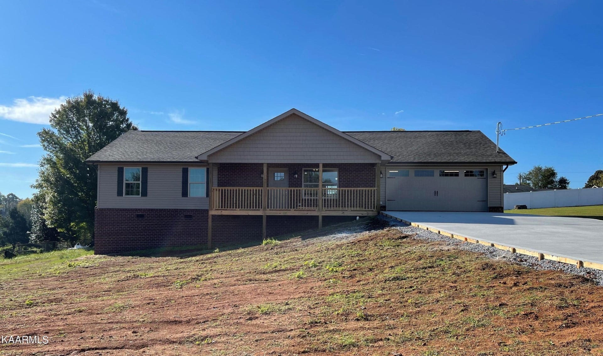 319 Ayers Road, Kodak, TN 377764